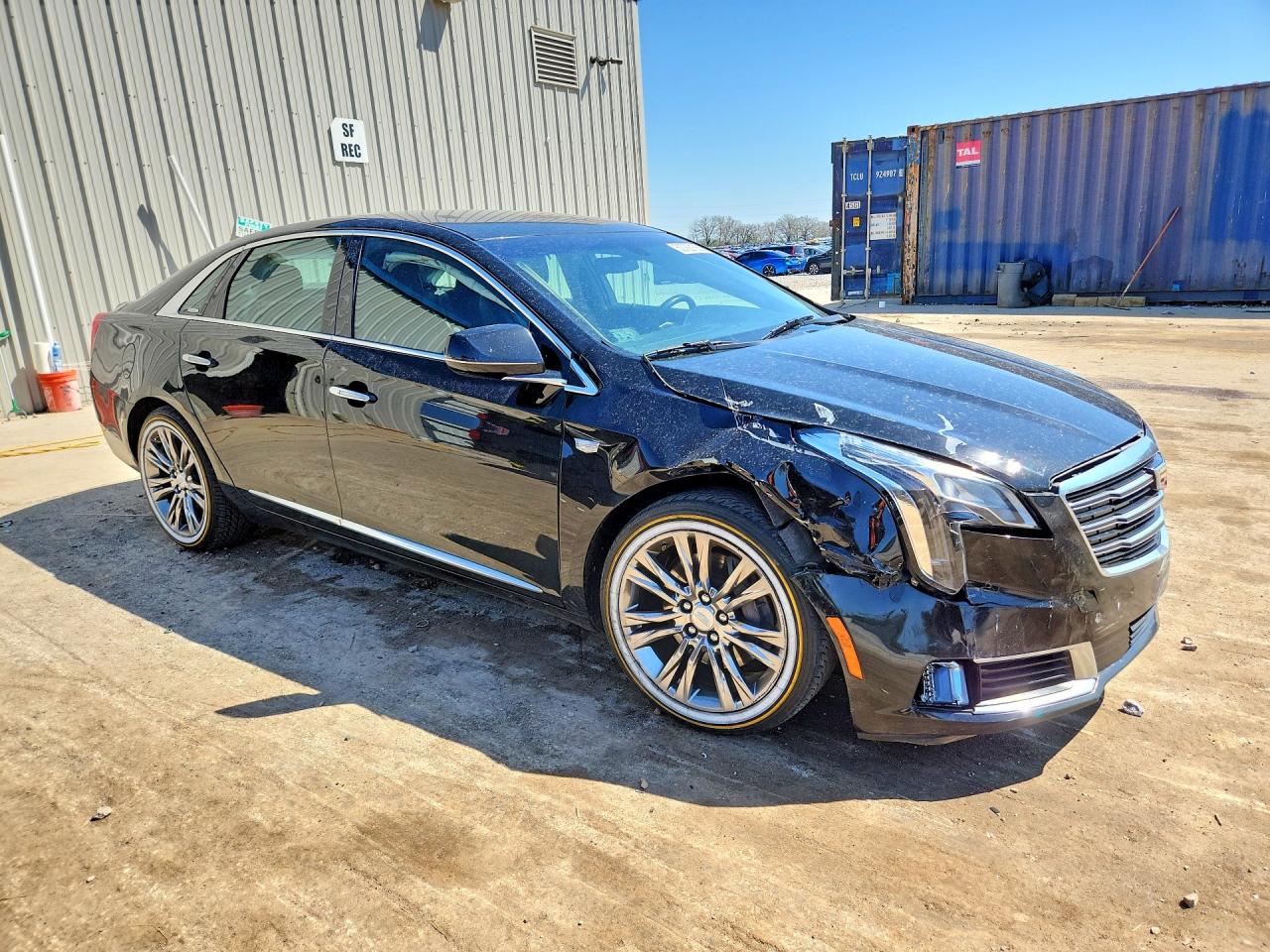 CADILLAC XTS 2018 — 5