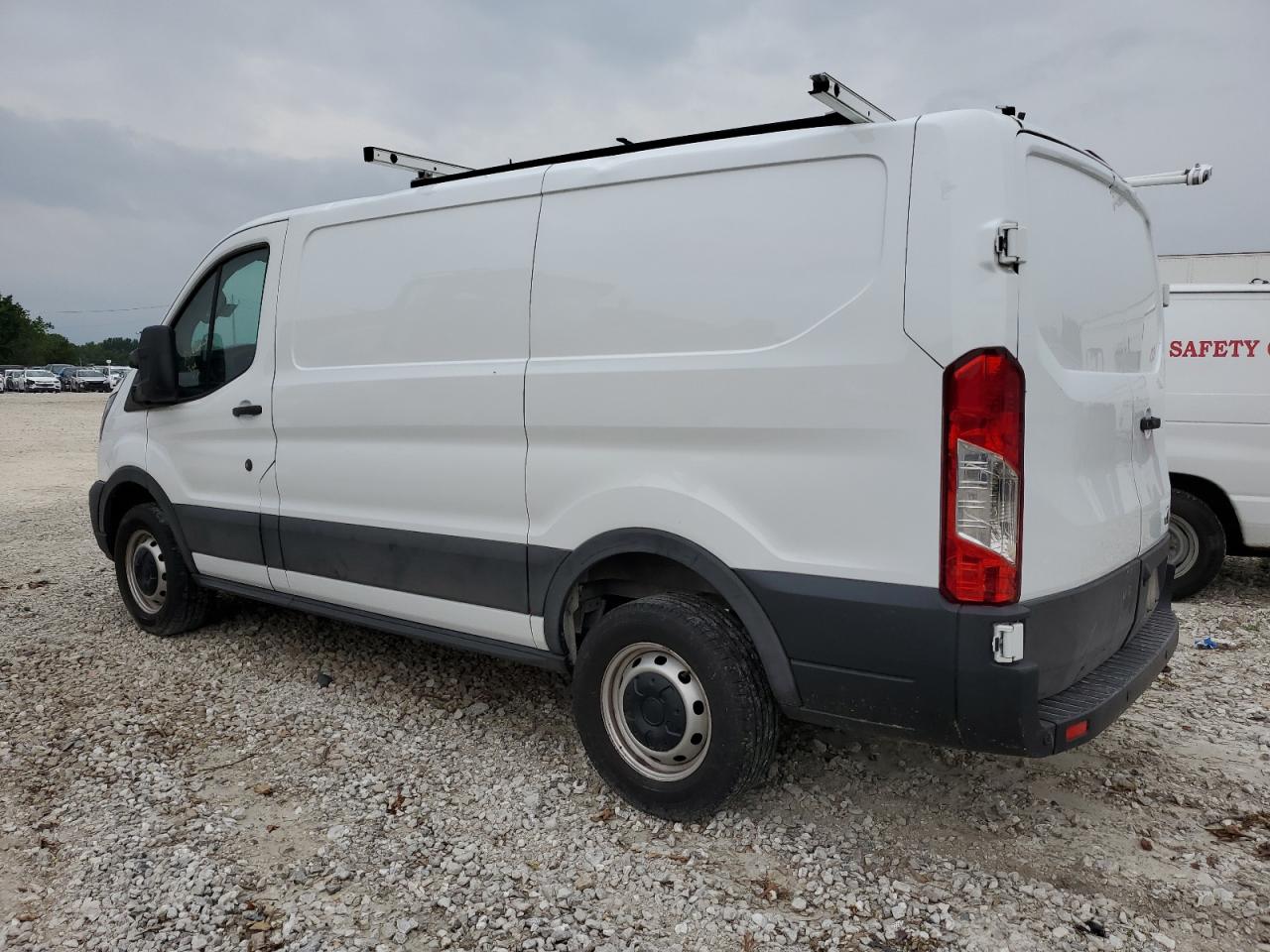 FORD TRANSIT 2020 — 3