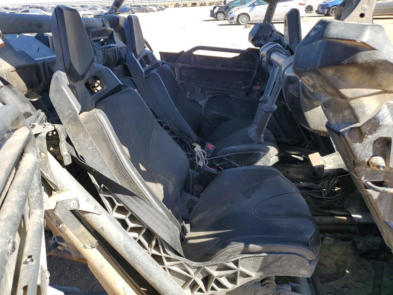 CAN-AM MAVERICK X3 2024 — 7
