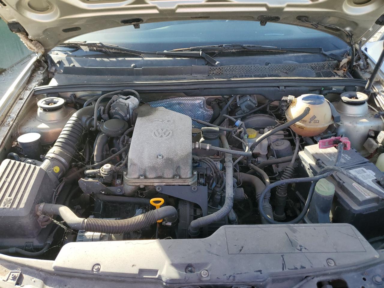 VOLKSWAGEN CABRIO 2001 — 12