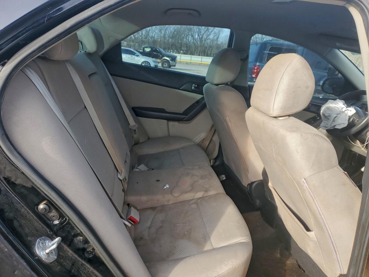 KIA FORTE 2010 — 11