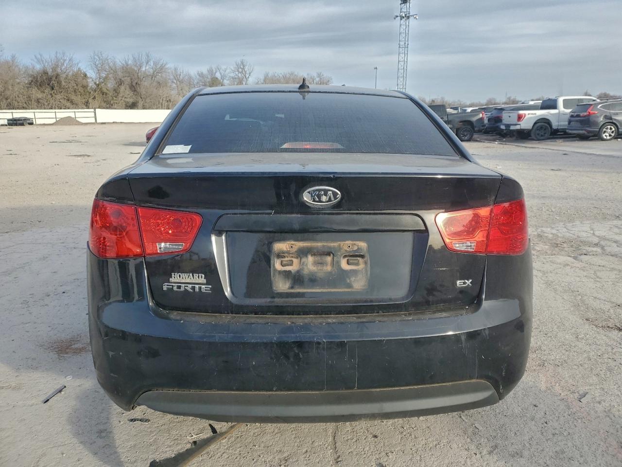 KIA FORTE 2010 — 7