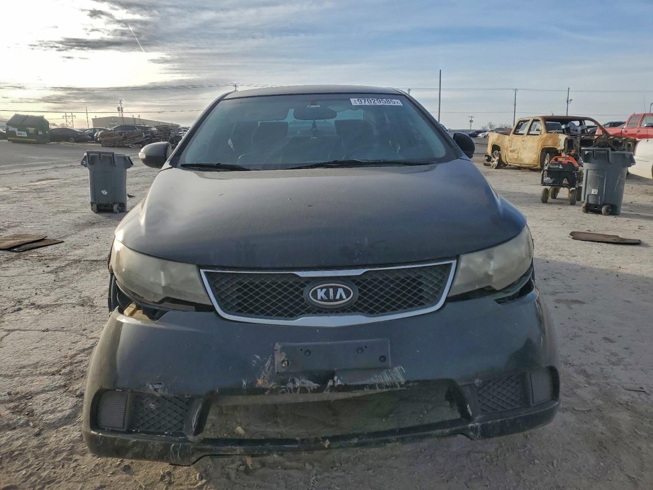 KIA FORTE 2010 — 6