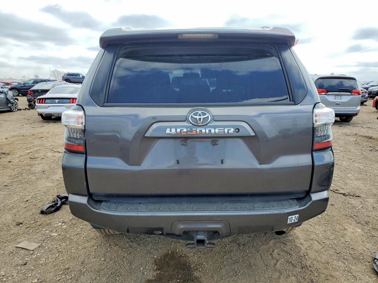 TOYOTA 4RUNNER 2014 — 7