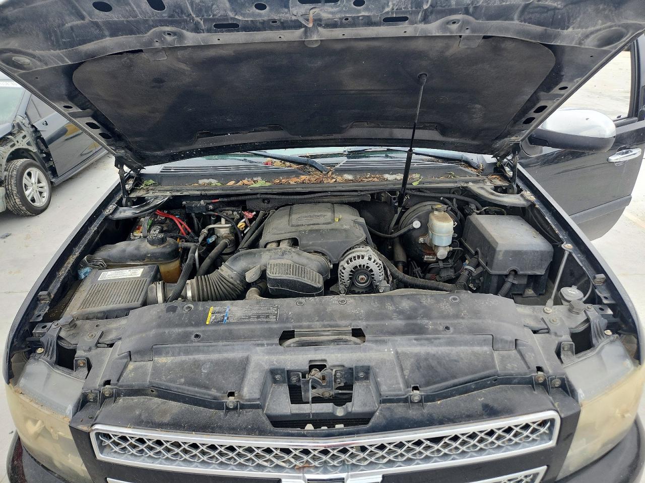 CHEVROLET SUBURBAN 2007 — 13