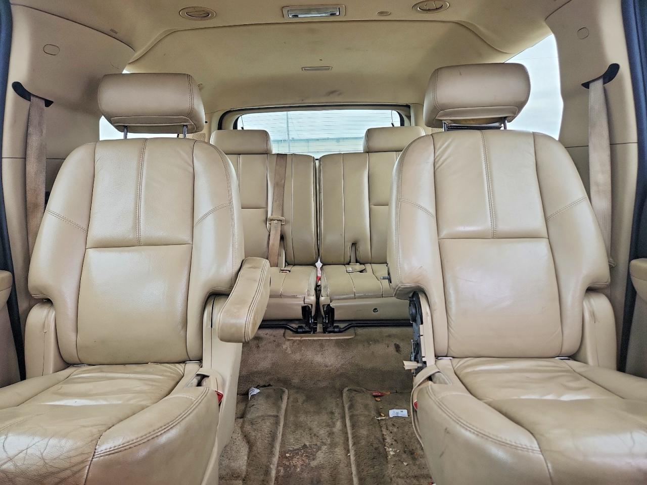 CHEVROLET SUBURBAN 2007 — 11