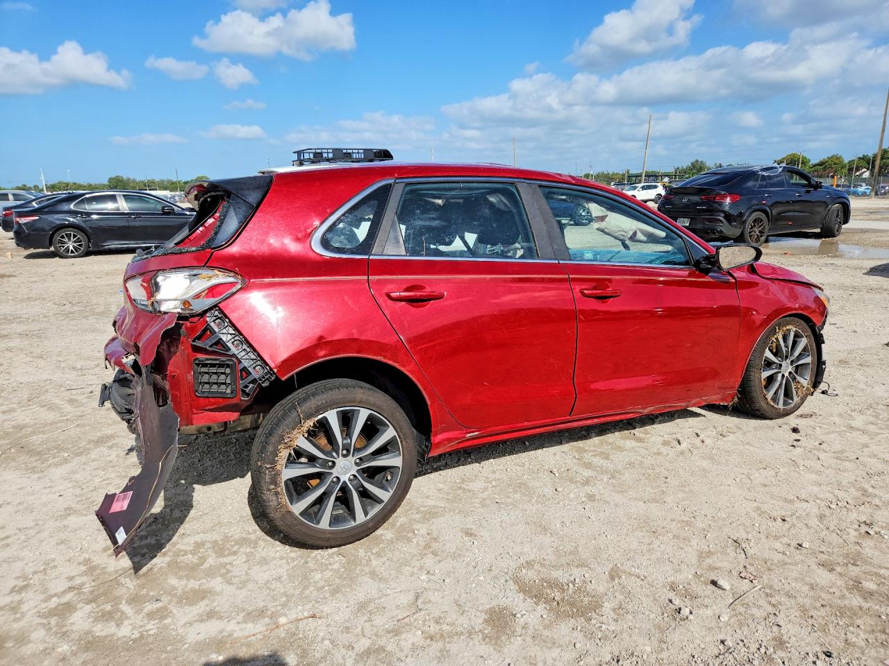 HYUNDAI ELANTRA GT 2018 — 4