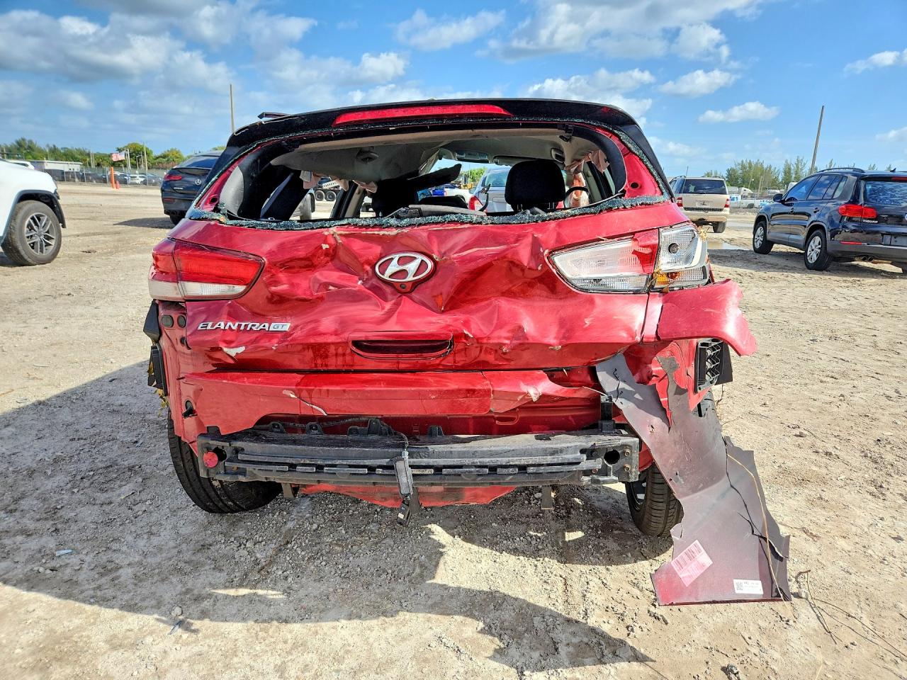 HYUNDAI ELANTRA GT 2018 — 7