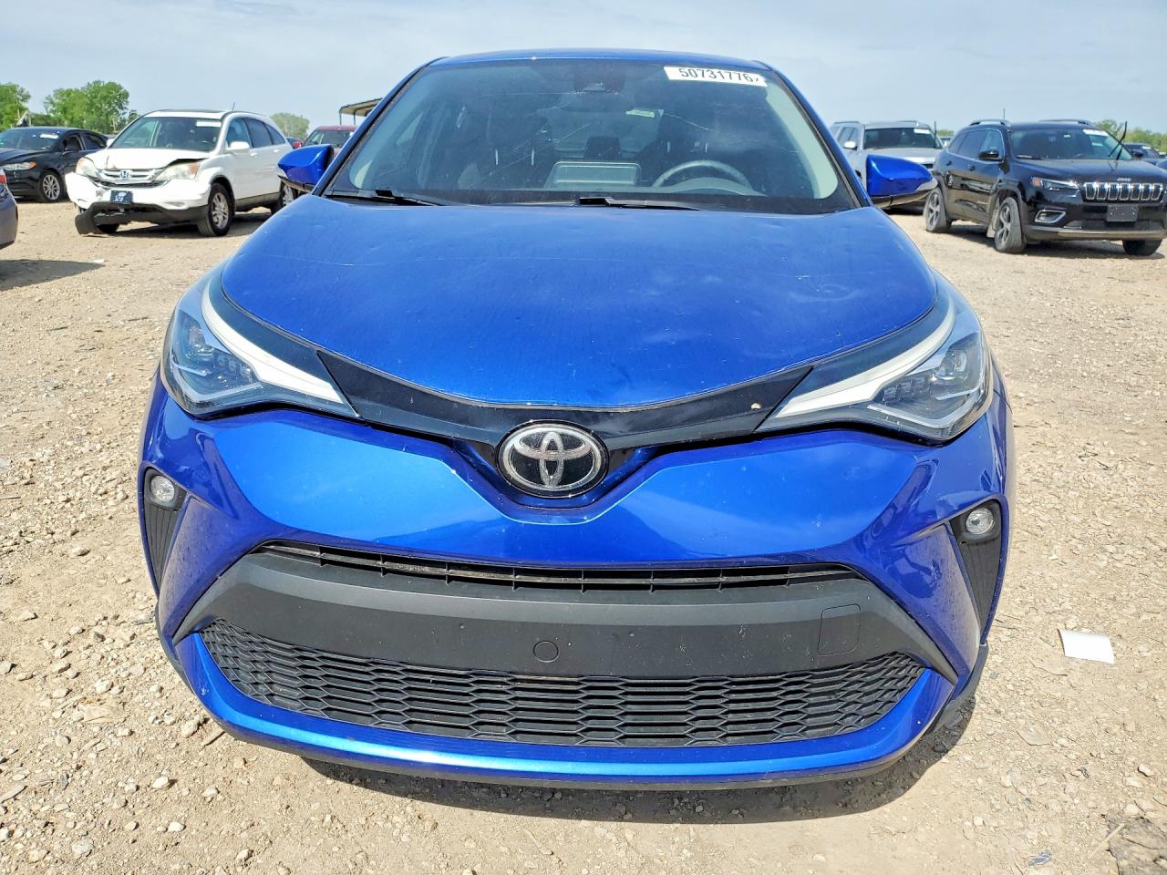 TOYOTA C-HR 2021 — 6