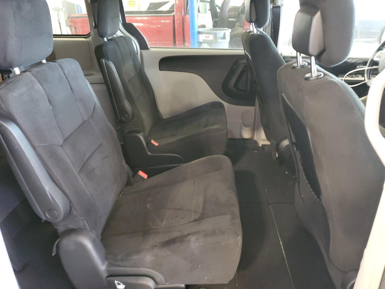 DODGE GRAND CARAVAN 2012 — 12