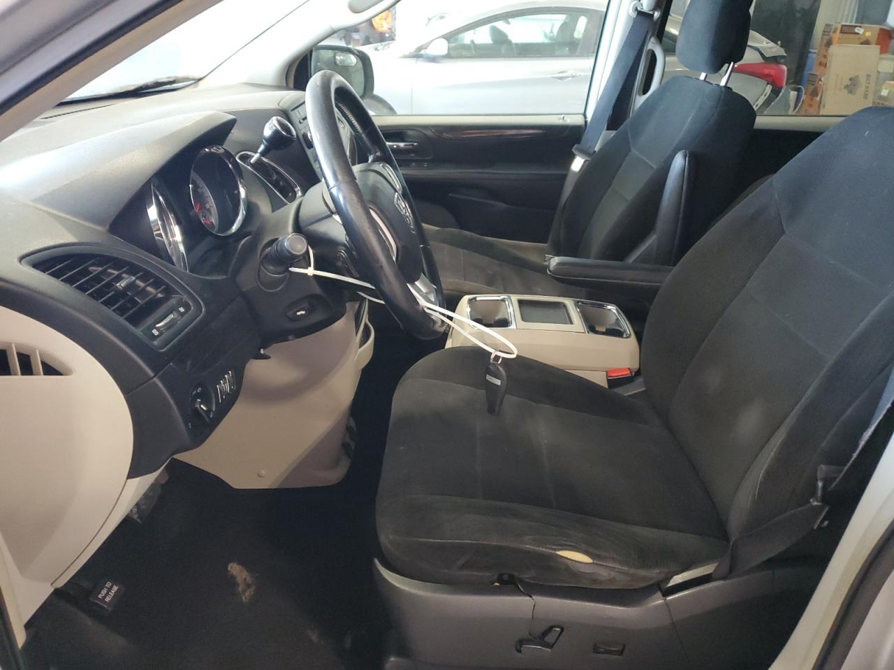 DODGE GRAND CARAVAN 2012 — 8