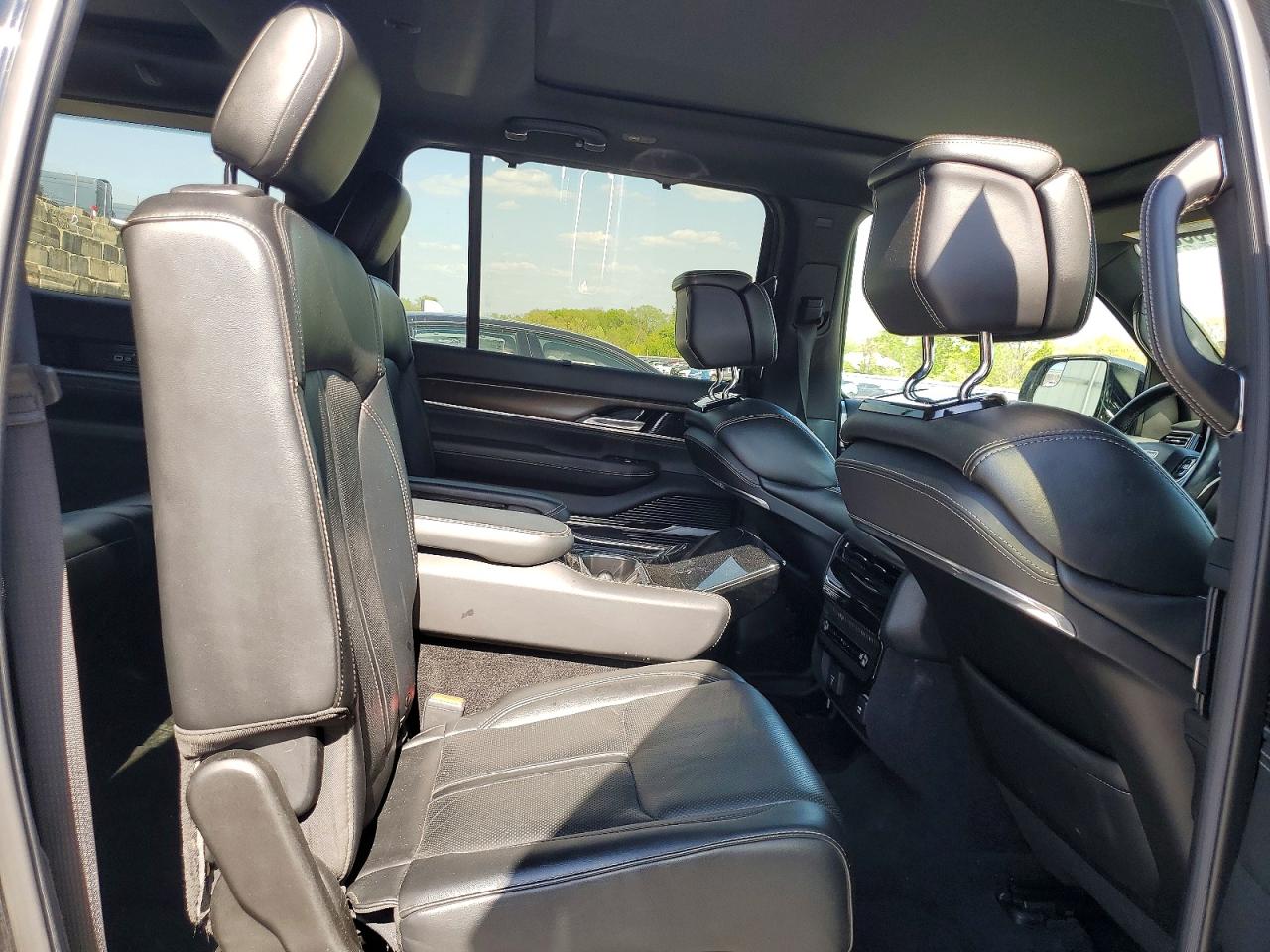JEEP GRAND WAGONEER 2022 — 12