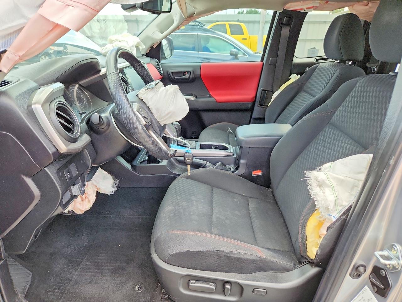 TOYOTA TACOMA 2022 — 8