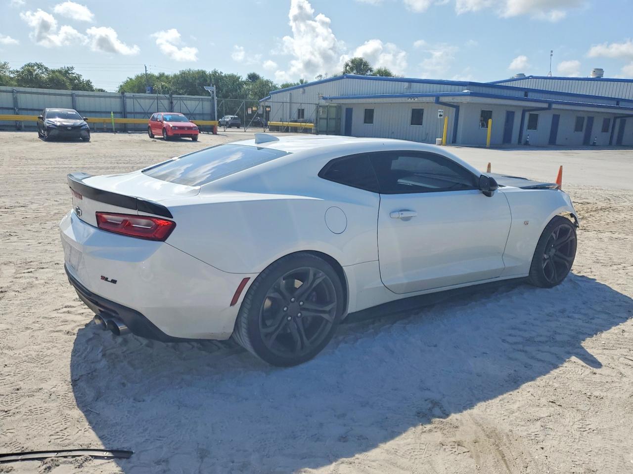 CHEVROLET CAMARO 2017 — 4