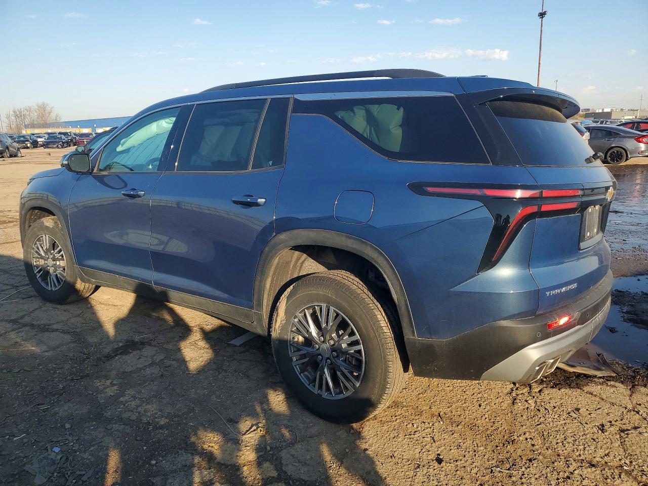 CHEVROLET TRAVERSE 2025 — 3