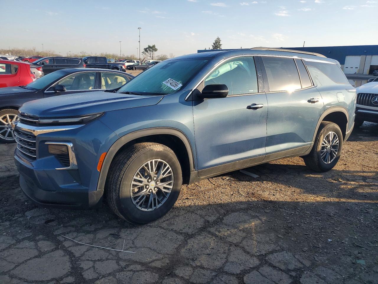 CHEVROLET TRAVERSE 2025 — 2