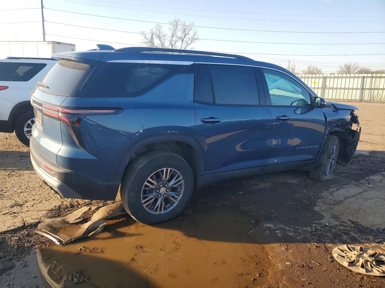 CHEVROLET TRAVERSE 2025 — 4