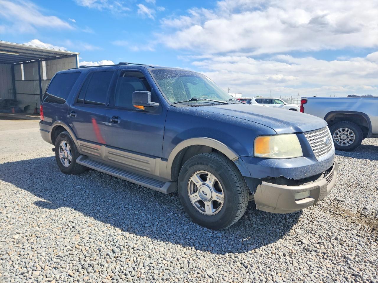 FORD EXPEDITION 2004 — 5