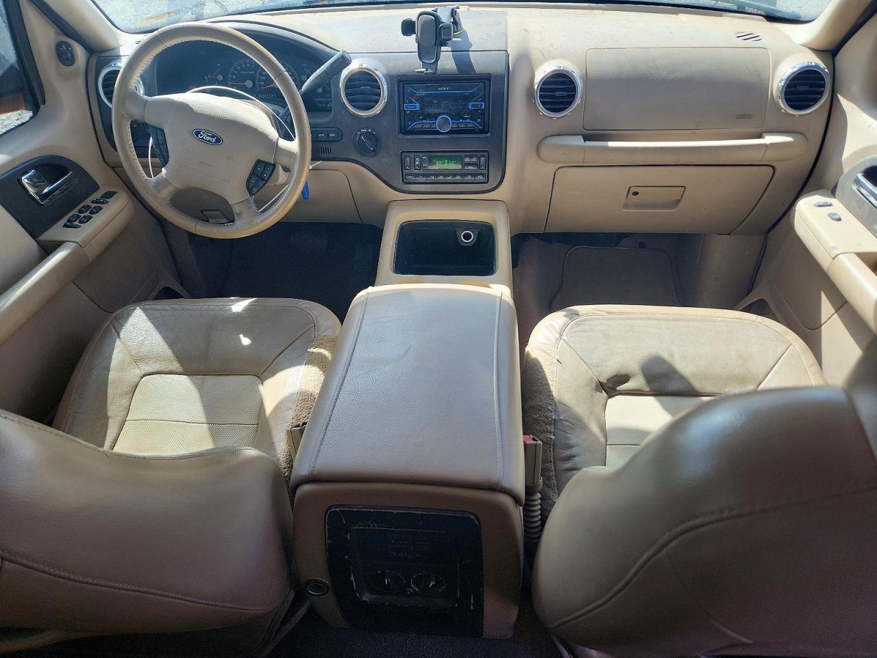 FORD EXPEDITION 2004 — 9