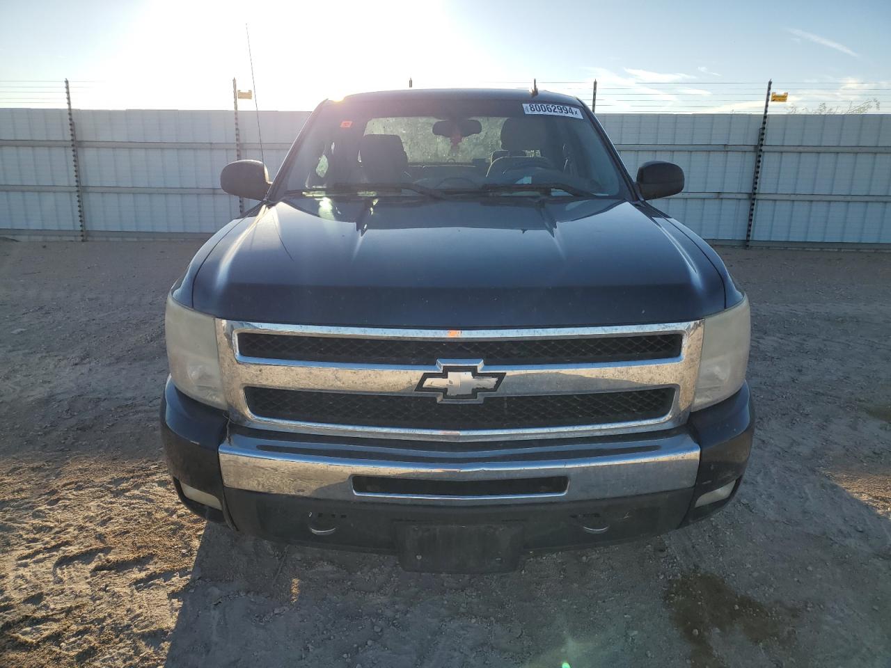 CHEVROLET SILVERADO 2011 — 6