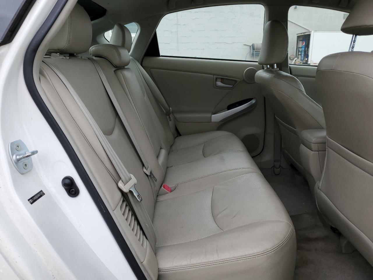 TOYOTA PRIUS 2010 — 12