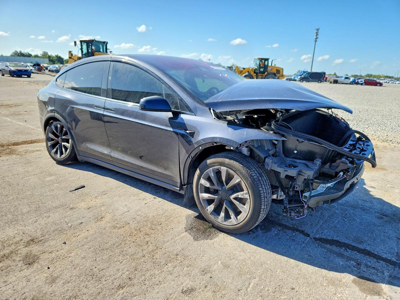 TESLA MODEL X 2024 — 5