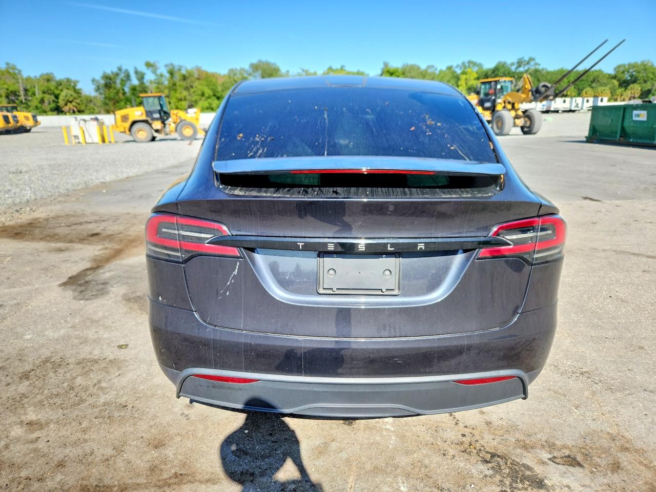 TESLA MODEL X 2024 — 7