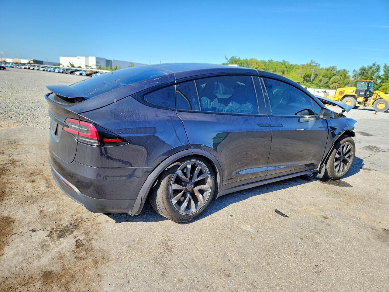 TESLA MODEL X 2024 — 4