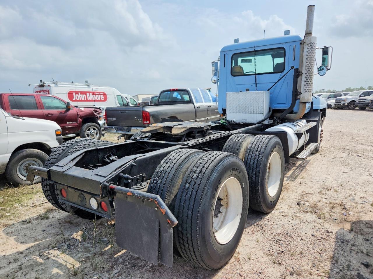 MACK CH613 2000 — 5