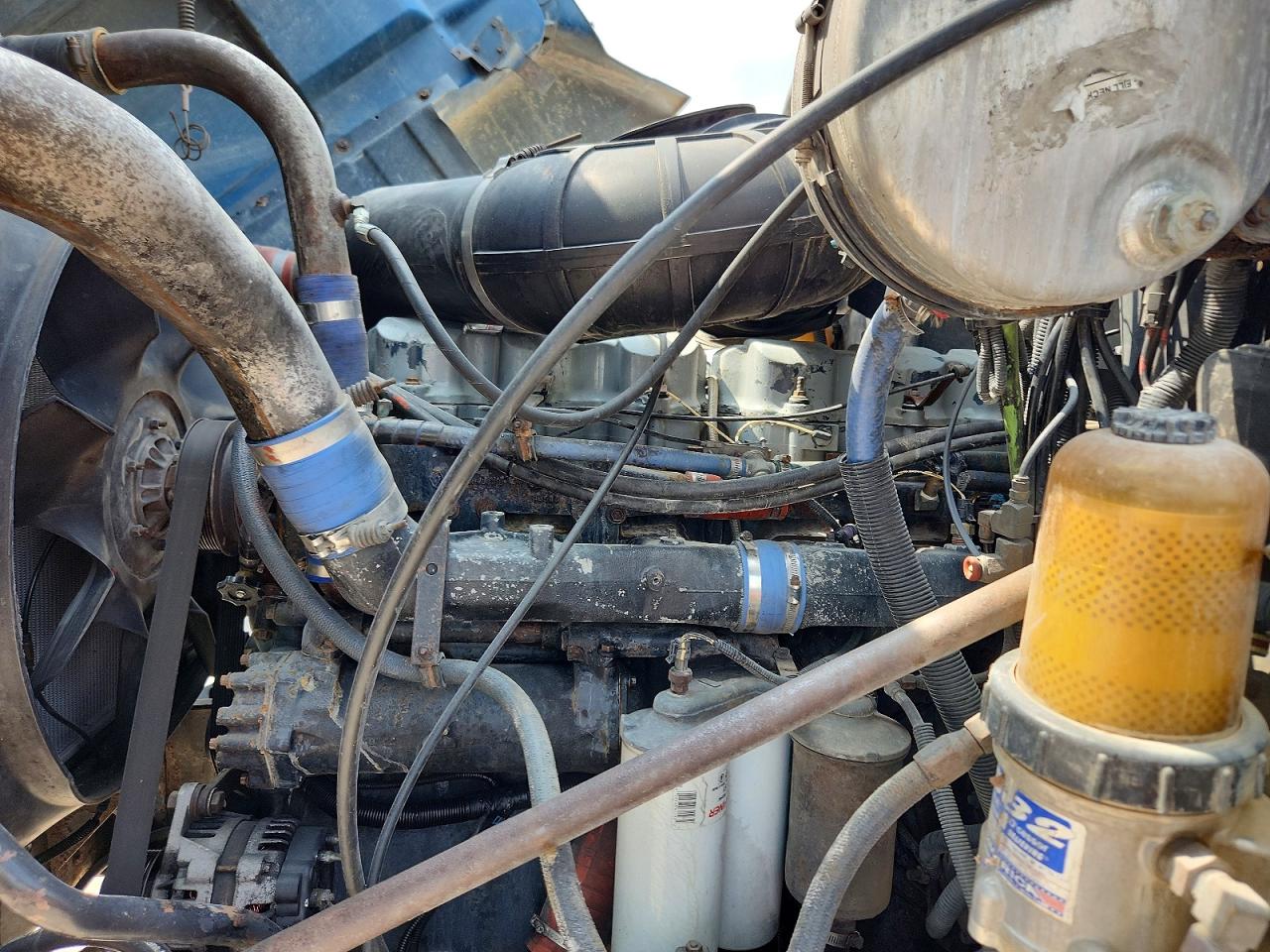 MACK CH613 2000 — 8