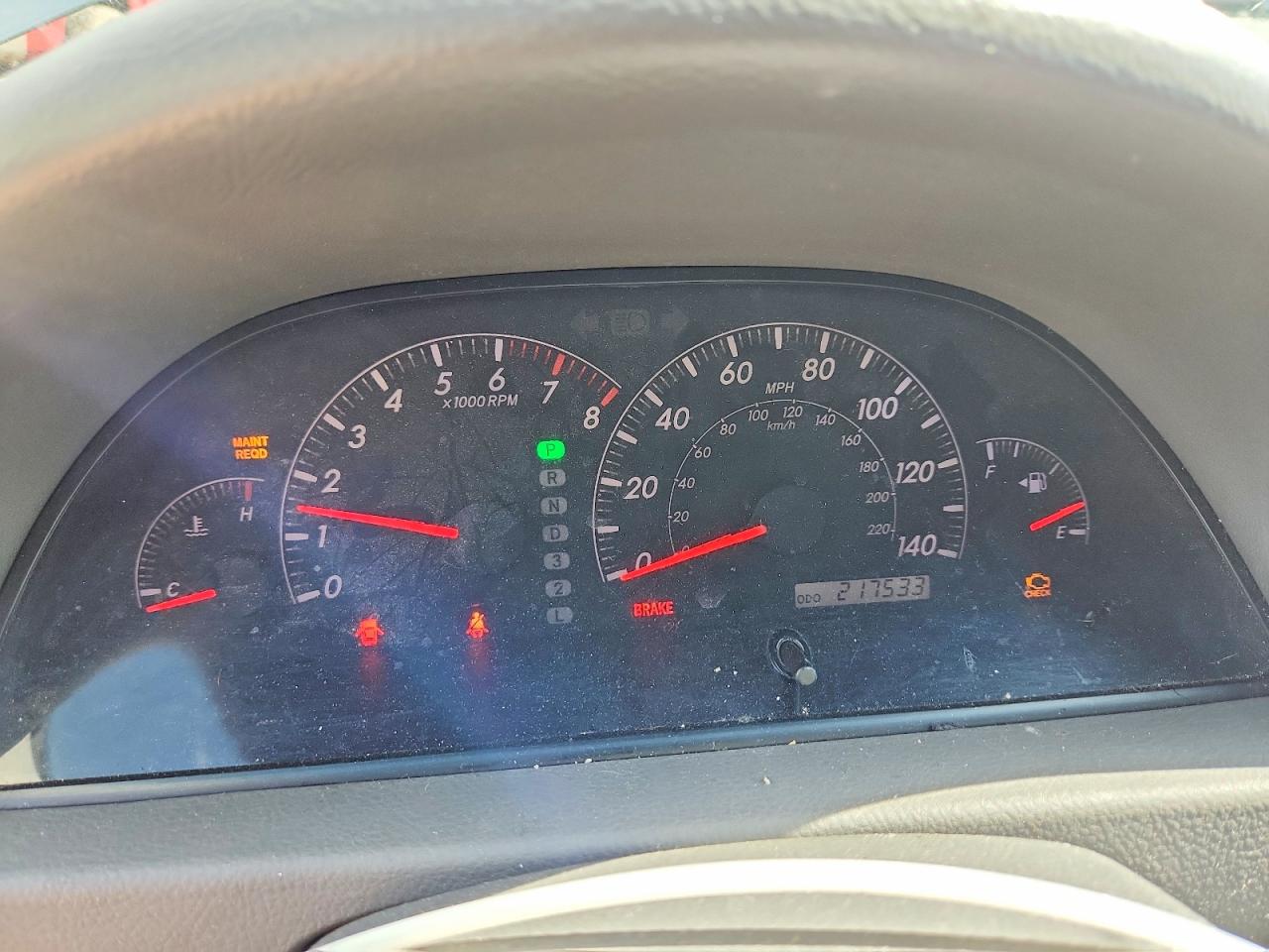 TOYOTA CAMRY 2005 — 10