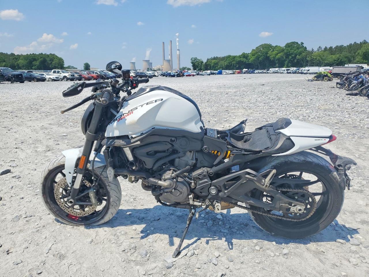 DUCATI MONSTER 2024 — 4