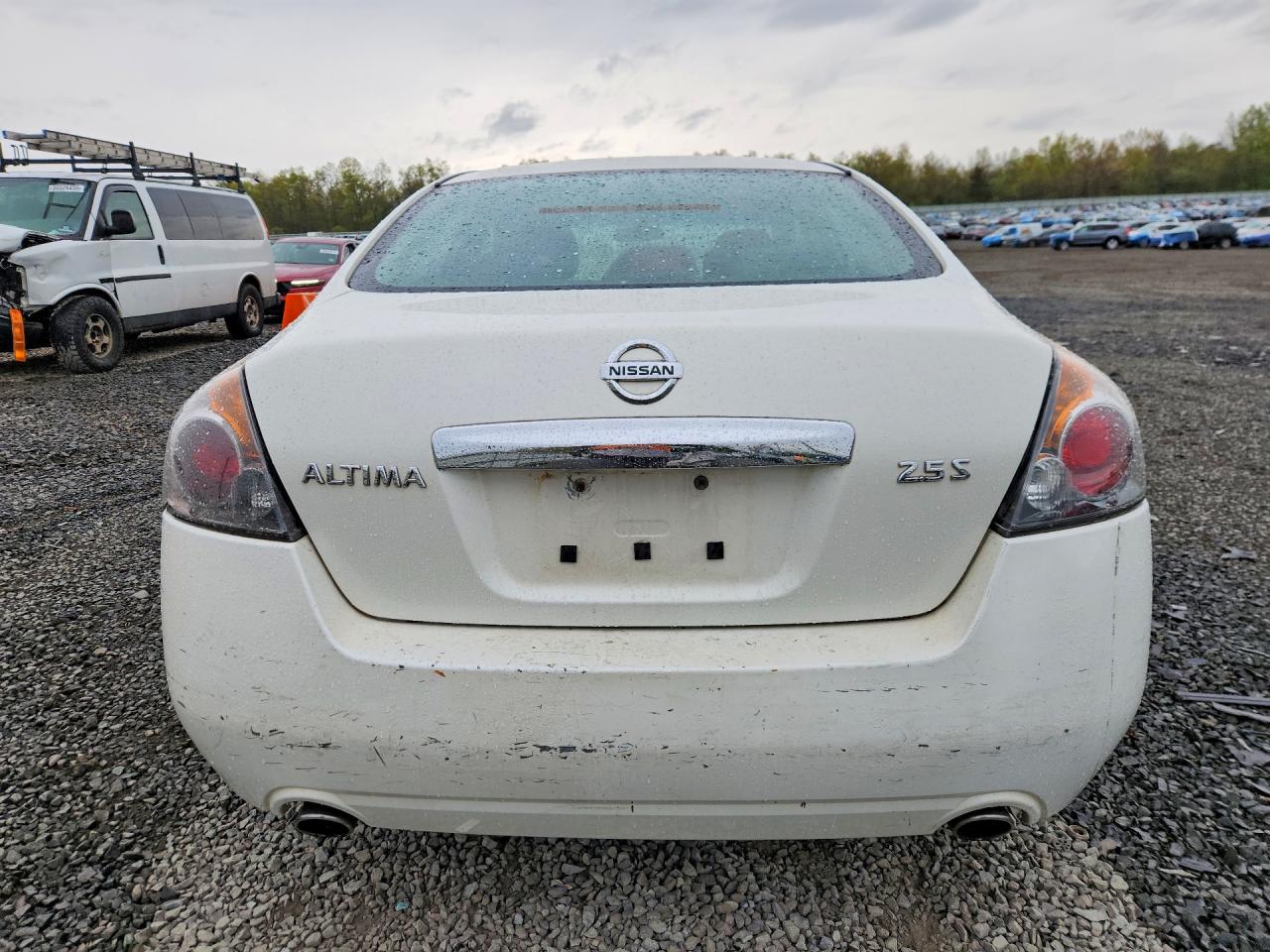 NISSAN ALTIMA 2010 — 7