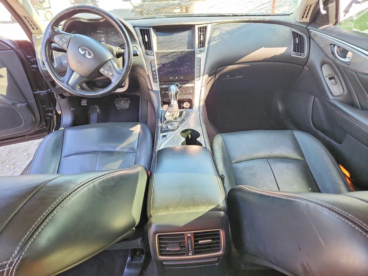 INFINITI Q50 2016 — 9