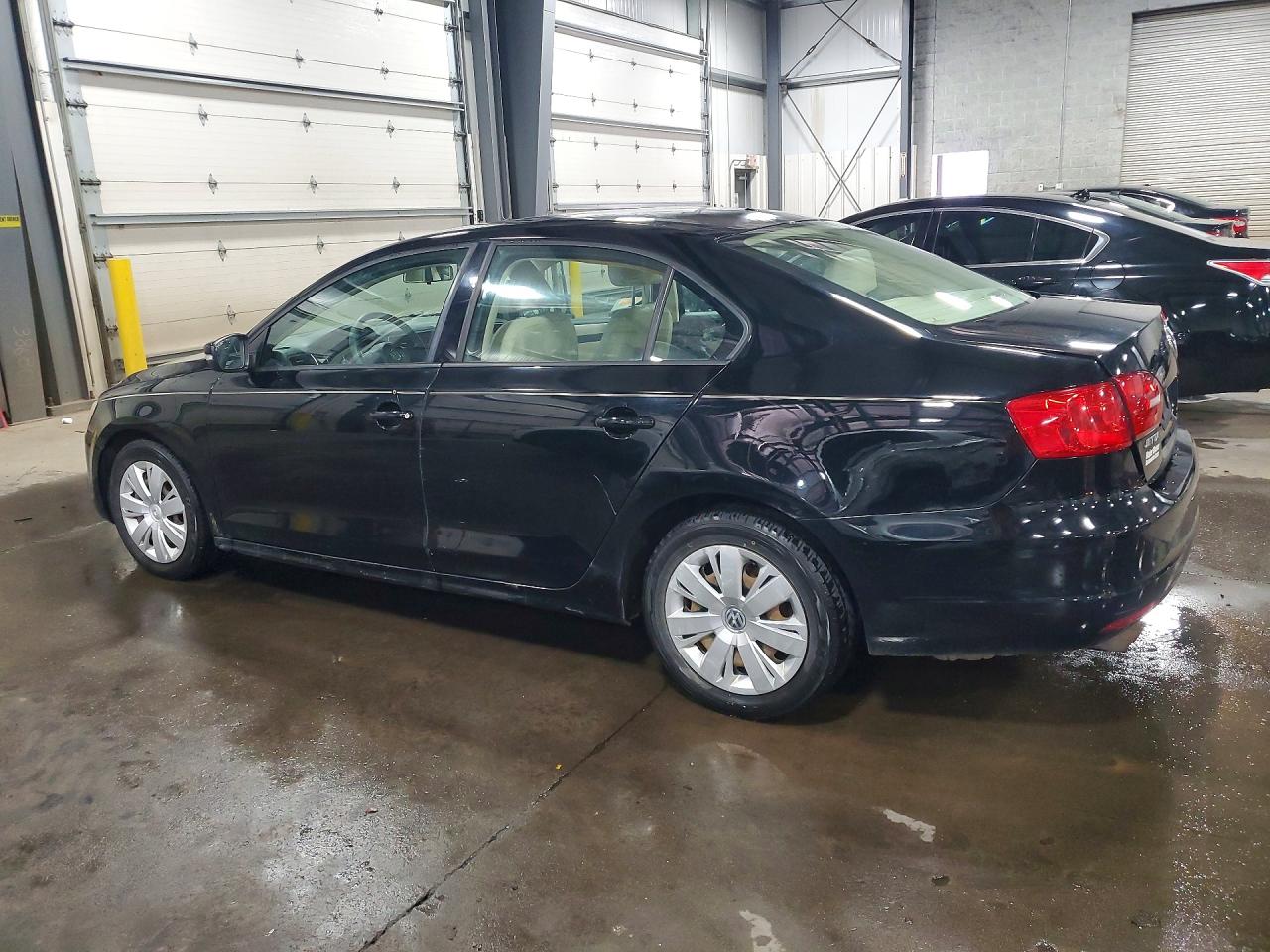 VOLKSWAGEN JETTA 2012 — 3