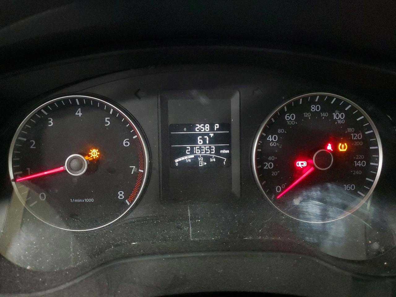 VOLKSWAGEN JETTA 2012 — 10