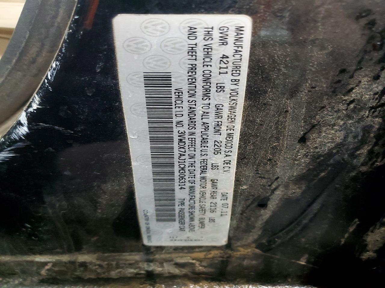 VOLKSWAGEN JETTA 2012 — 13