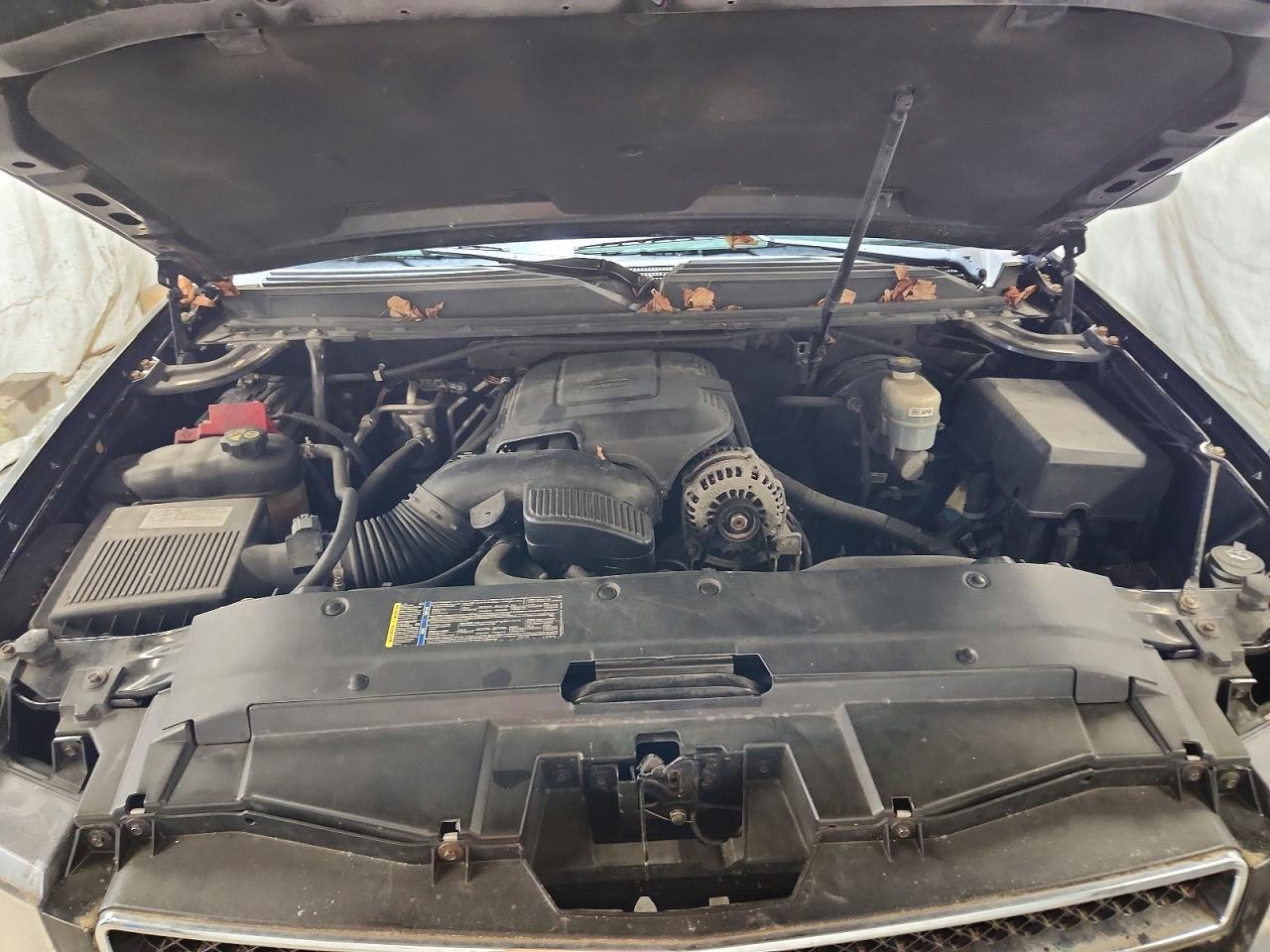 CHEVROLET TAHOE 2011 — 13