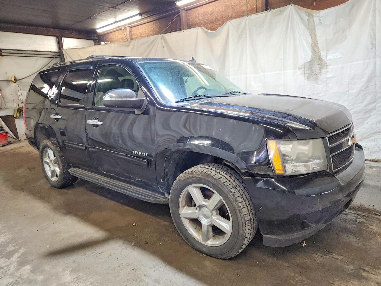 CHEVROLET TAHOE 2011 — 5