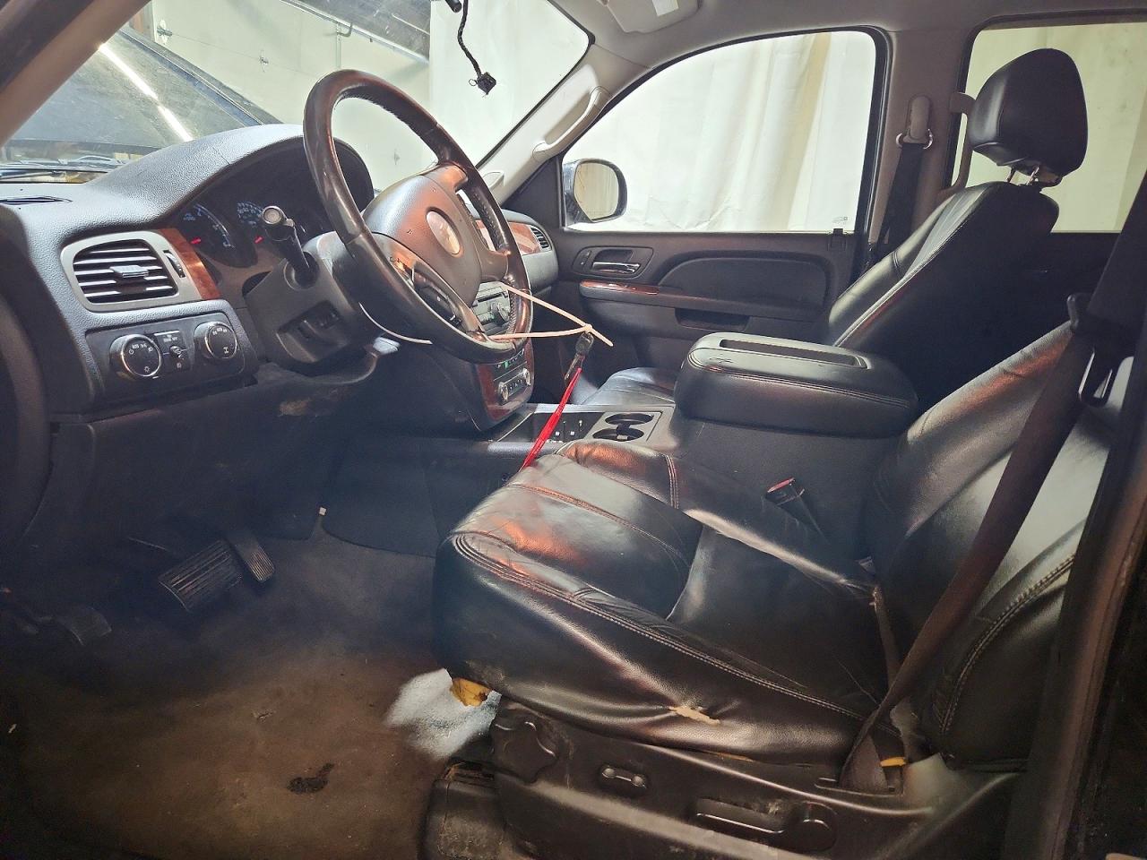 CHEVROLET TAHOE 2011 — 8