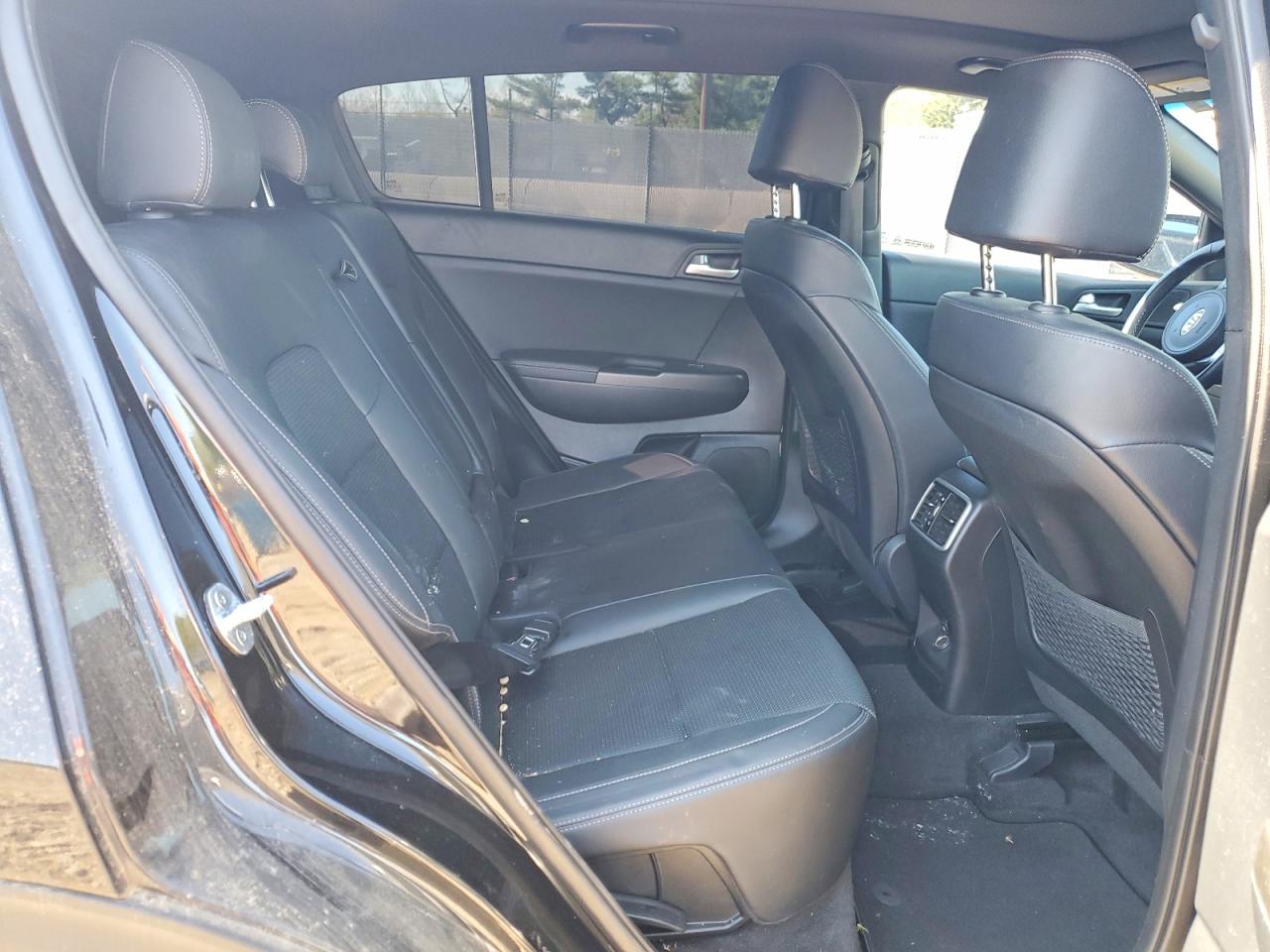 KIA SPORTAGE 2021 — 12