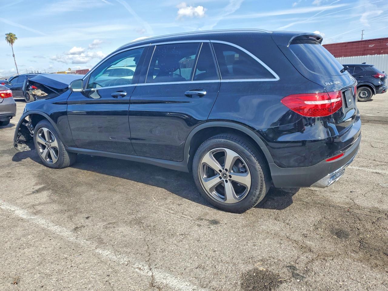 MERCEDES-BENZ GLC 2019 — 3