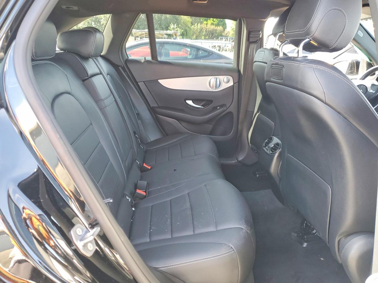 MERCEDES-BENZ GLC 2019 — 12