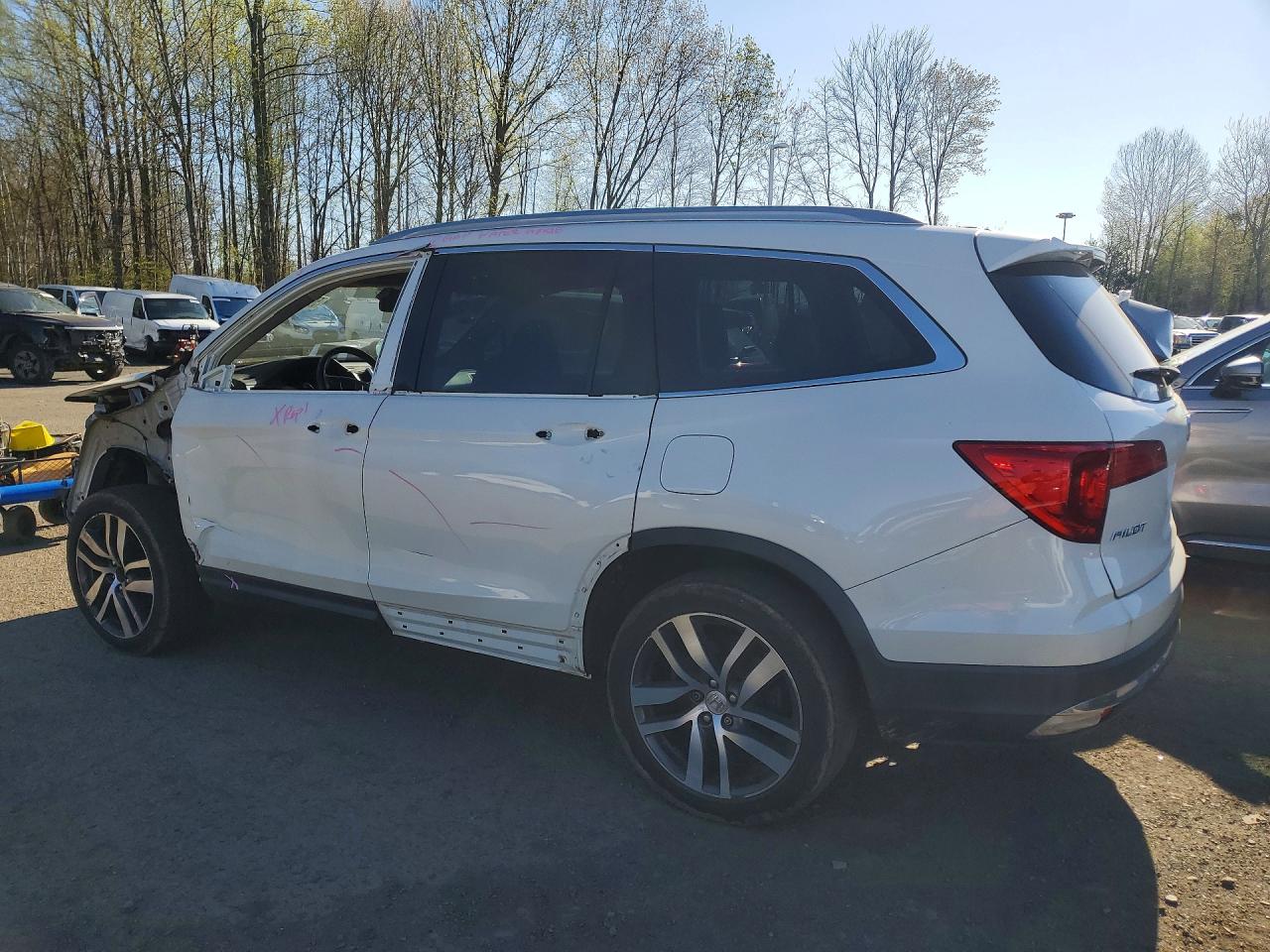 HONDA PILOT 2017 — 3