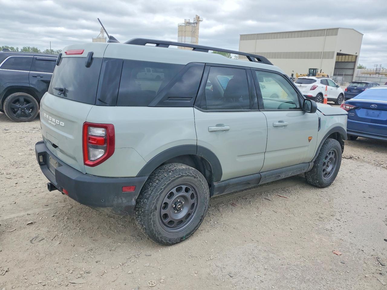 FORD BRONCO SPORT 2023 — 4