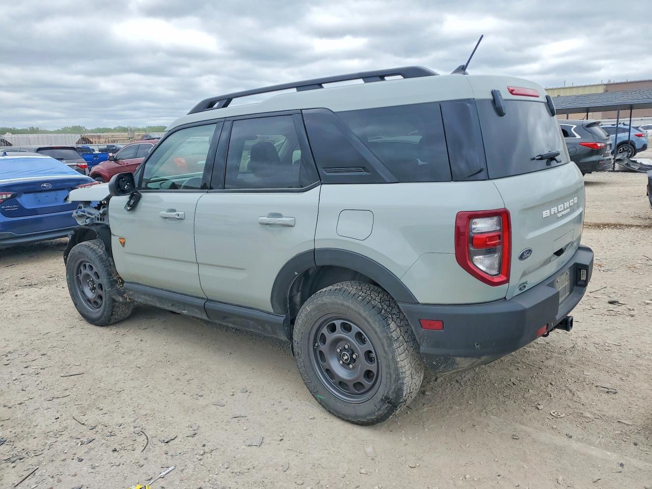 FORD BRONCO SPORT 2023 — 3