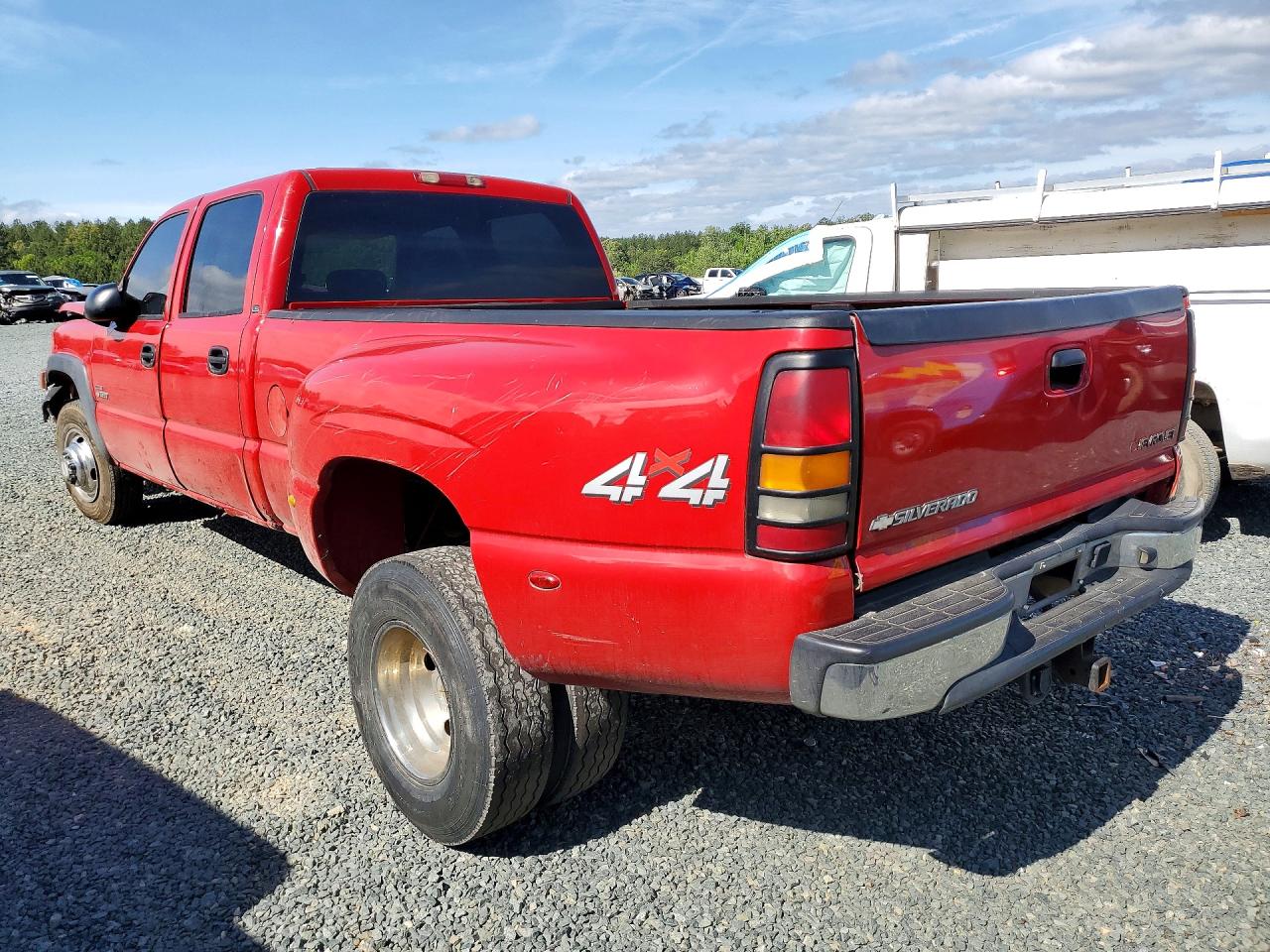 CHEVROLET SILVERADO 2003 — 3