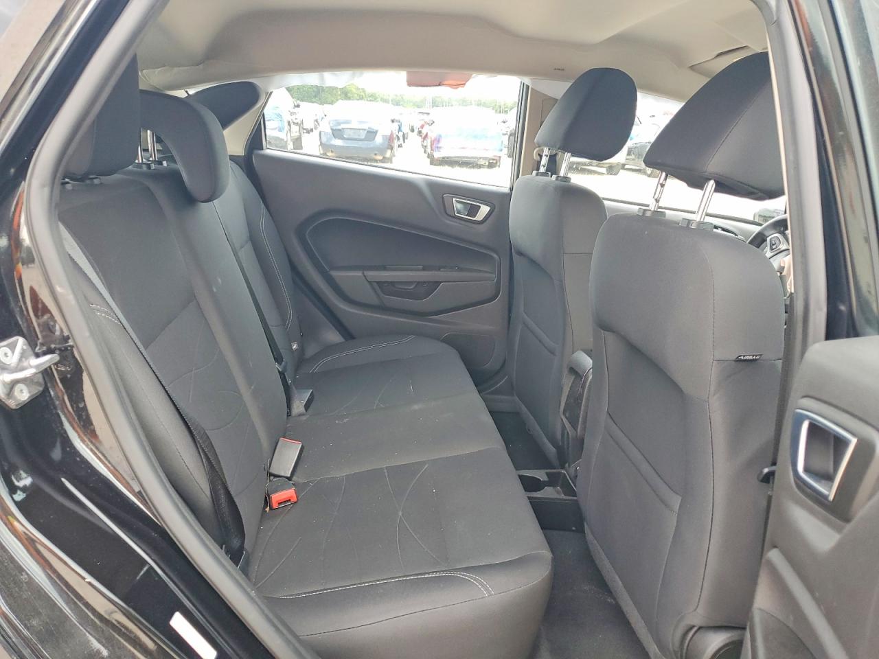 FORD FIESTA 2015 — 11
