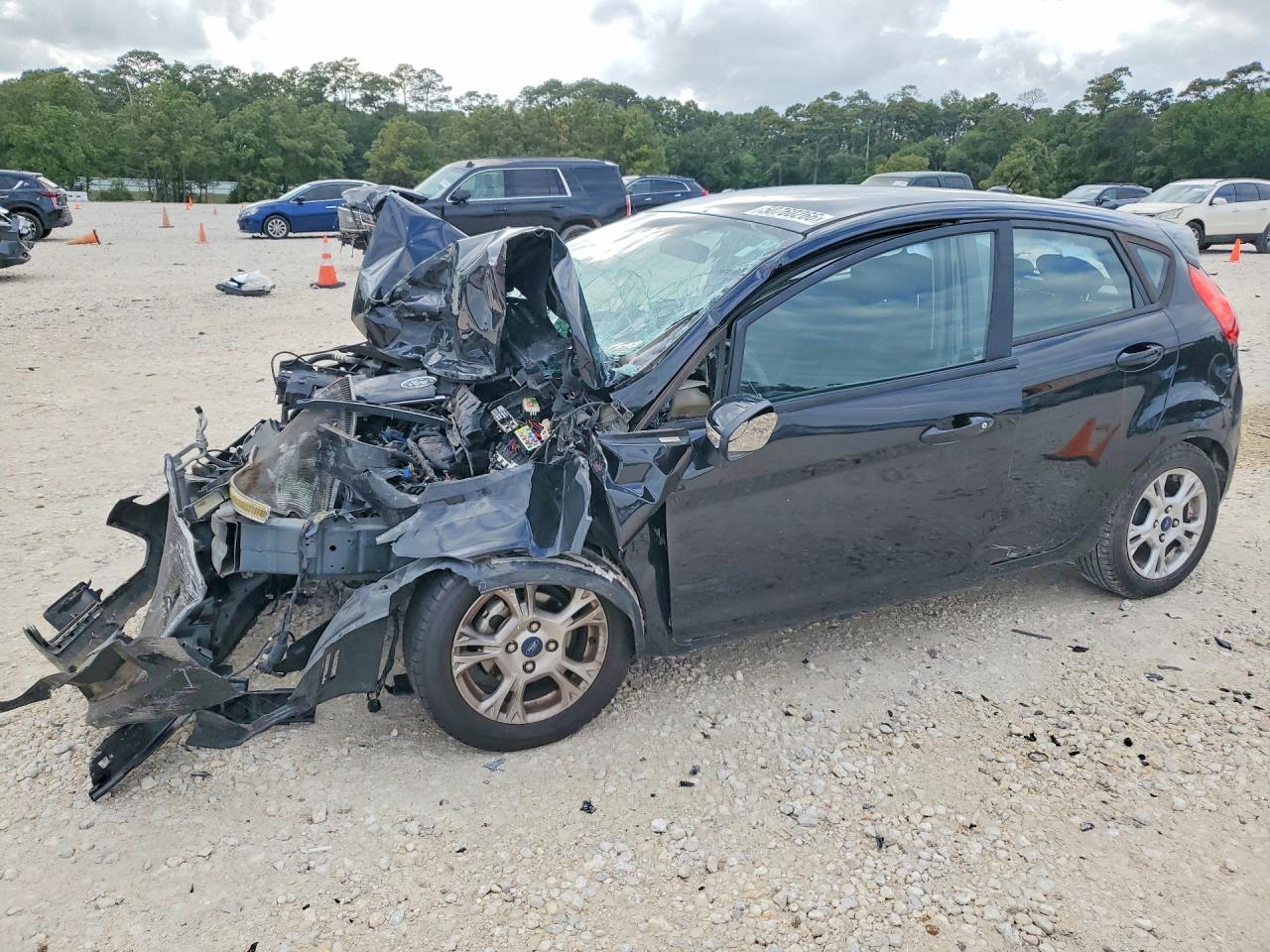 FORD FIESTA 2015 — 2