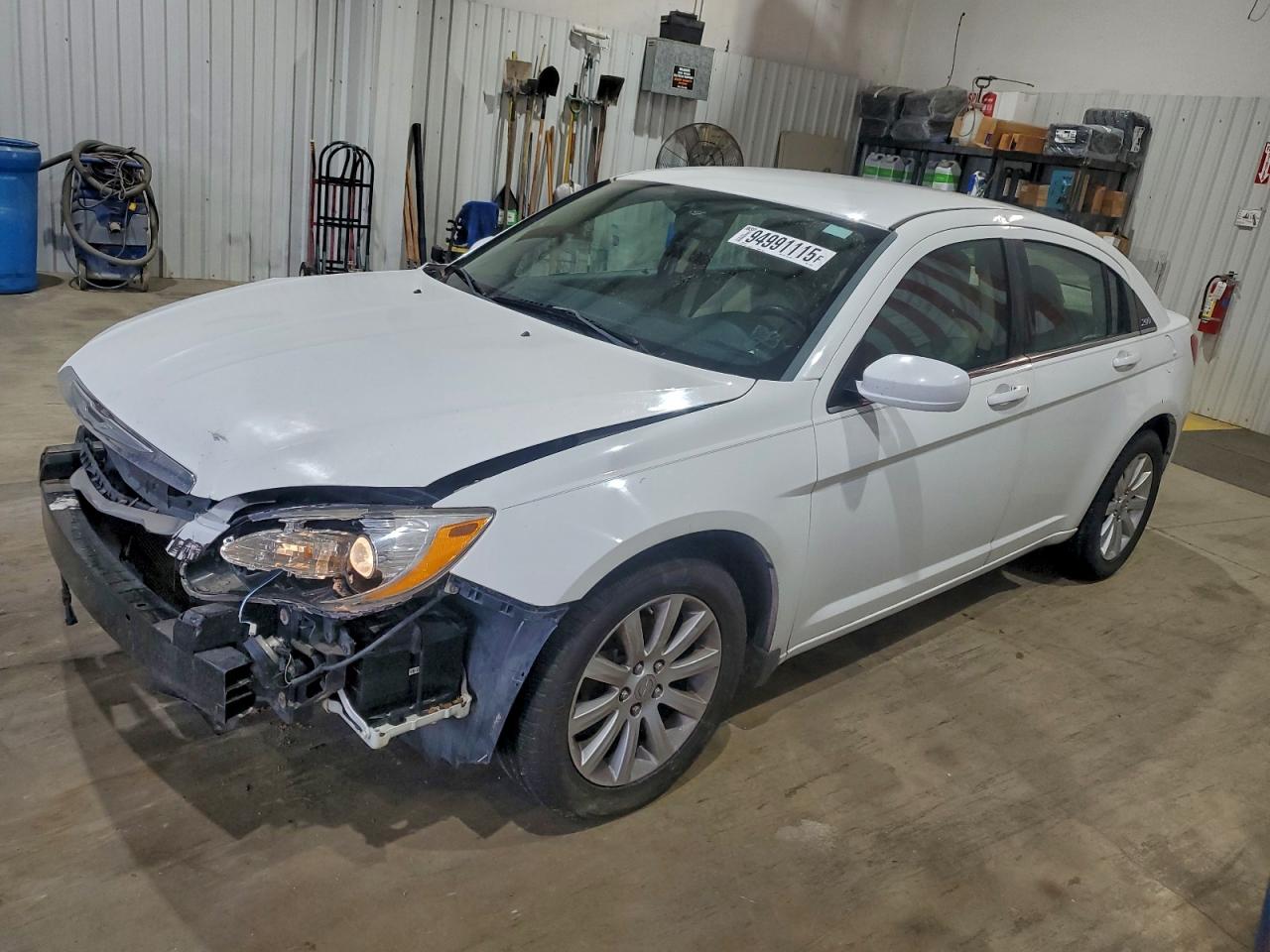CHRYSLER 200 2014 — 2